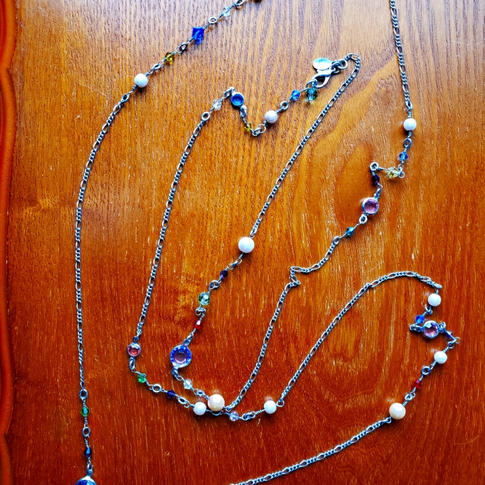 Multicolored beaded and faux pearl necklace.